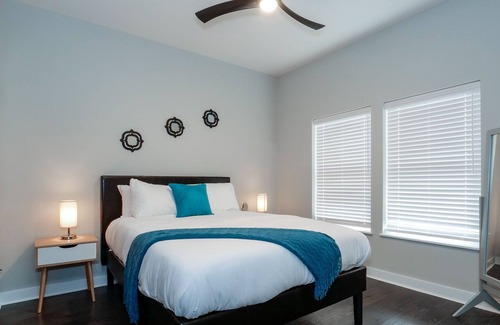 Ohio City Condo | 1 Bed, 1 Bath Condo Minutes from Downtown! E5