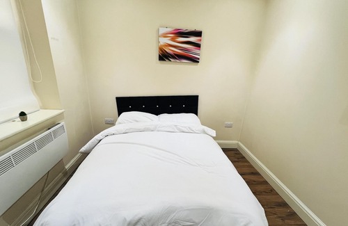 Ealing Apartment | 1-Bed Apartment in Ealing - 2mins from station