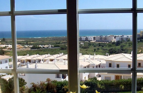 Telheiro Apartment | 1 BED APT. SEA AND BEACH VIEWS .POOL.5 MIN WALK TO MARINA DE LAGOS.