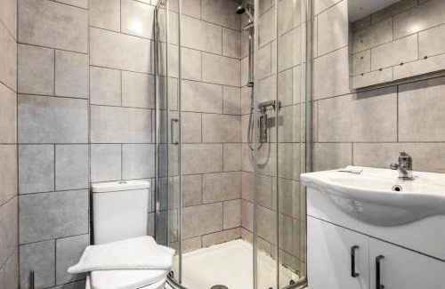 Halifax Apartment | 1 Bed Budget Friendly Flat in Central Halifax