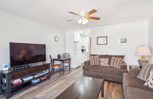 Carpinteria Condo | 1 Bed Condo w/Private Patio Steps from the Sand!