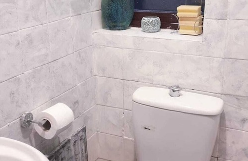 St. Andrew's House | 1 Bed Flat - Sleeps 3 - Garden