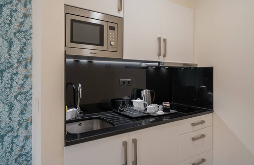 Monte Apartment | 1-bed Garden Apt 3 in character Babosas Village