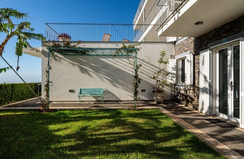 Monte Apartment | 1-bed Garden Apt 3 in character Babosas Village