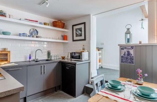 Polruan House | 1 Bed in Polruan 83945