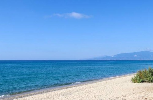 Portigliola Apartment | 1 bedroom accommodation in PORTIGLIOLA