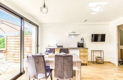 Gages Apartment | 1 bedroom accommodation in MONTROZIER