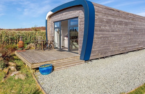 Portnalong Cottage | 1 bedroom accommodation in near Carbost, Isle of Skye