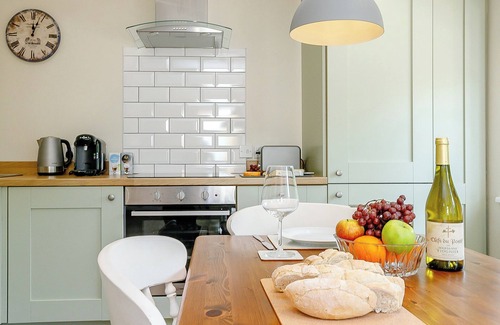 Horncastle Cottage | 1 bedroom accommodation in Roughton, near Woodhall Spa