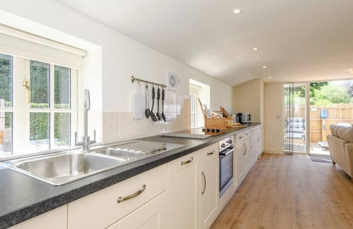 West Ashby Cottage | 1 bedroom accommodation in Fulletby, near Horncastle