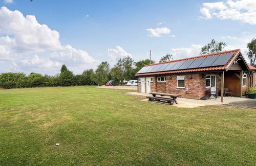 Keal Cotes Cottage | 1 bedroom accommodation in Keal Cotes