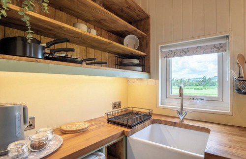 Bradbourne Cottage | 1 bedroom accommodation in Parwich, near Ashbourne