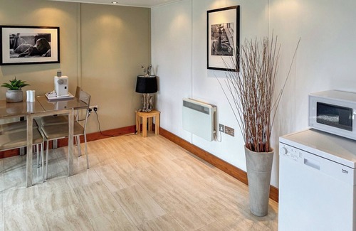 Earls Colne Cottage | 1 bedroom accommodation in White Colne, near Colchester