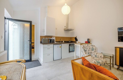 Ellesmere Cottage | 1 bedroom accommodation in Ellesmere