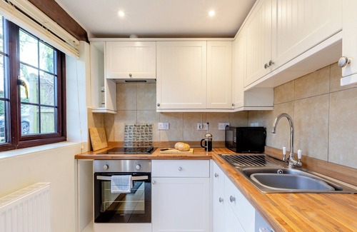 Fiddington Cottage | 1 bedroom accommodation in Aley, Over Stowey