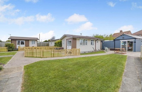 Anderby Creek Cottage | 1 bedroom accommodation in Anderby Creek, Mablethorpe