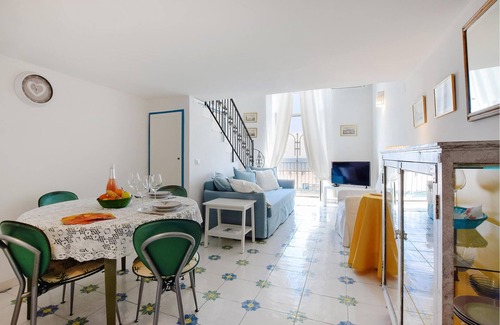 Pozzuoli Apartment | 1 bedroom accommodation in Pozzuoli
