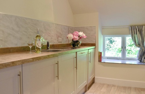 Forfar Cottage | 1 bedroom accommodation in Pitscandly, near Forfar