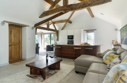 Frome Cottage | 1 bedroom accommodation in Berkley, near Frome