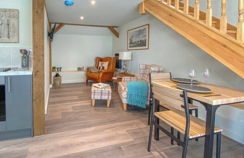 Mersham Cottage | 1 bedroom accommodation in Mersham, near Ashford