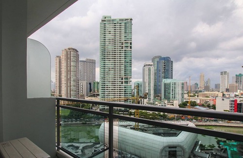 Makati Apartment | 1-Bedroom @ ACQUA Dettifoss 1514B