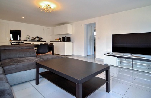 Mas Thibert House | 1 bedroom amazing home in Mas-Thibert