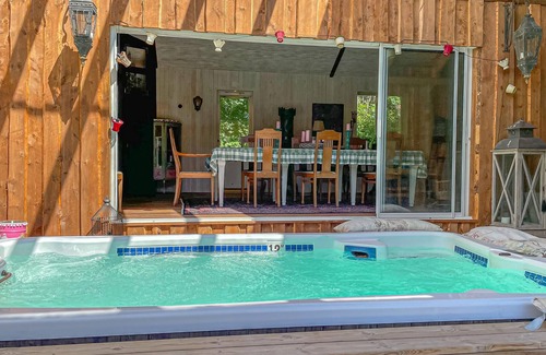 Seglora House | 1 bedroom amazing home in Seglora