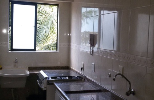Boraceia Apartment | 1 bedroom apartment front of building to the sea. Boracéia Beach