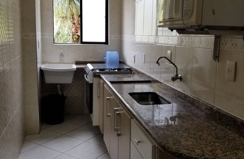 Boraceia Apartment | 1 bedroom apartment front of building to the sea. Boracéia Beach