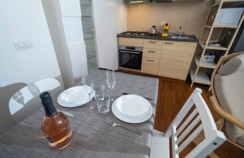 Old Town Apartment | 1 Bedroom Apartment in Modena