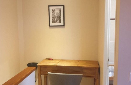 Ormoy Apartment | 1 Bedroom Apartment in ormy