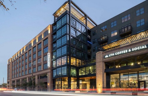 Deep Ellum Apartment | 1-bedroom apartment Suite w/fitness room, WiFi in wonderful Dallas/Deep Ellum.