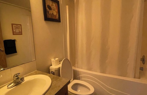 Calgary House | 1 bedroom Basement Suite with king bed