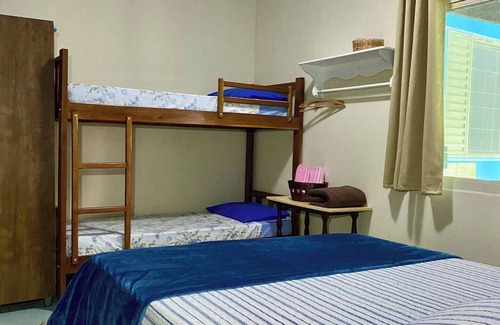 Alto Paraiso de Goias House | 1 Bedroom House with Full Kitchen, Sleeps 6 with Pull Out Futon in Living Room, Jacuzzi