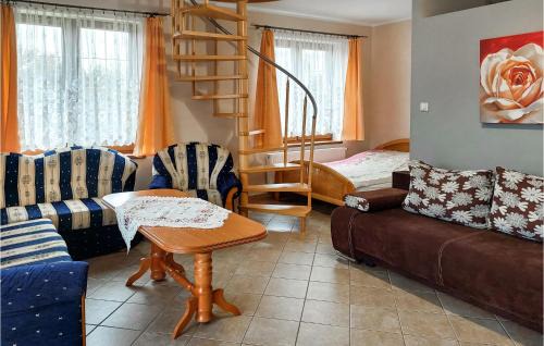 Bytow House | 1 Bedroom Cozy Home In Bytów