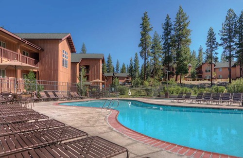 Round Hill Village Condo | 1 Bedroom Deluxe Condo w/Kitchen, Lake Tahoe, South Shore Resort!