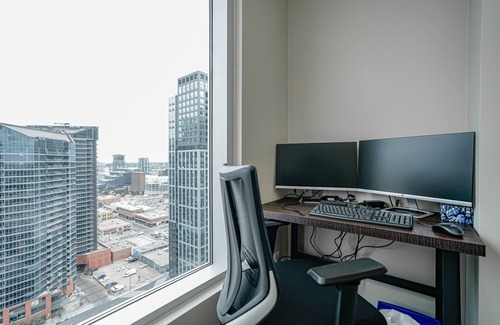 Victoria Park Condo | 1 bedroom high floor condo with beautiful downtown view