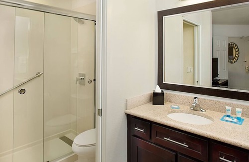 Belmont Hotel | 1 Bedroom King Suite at Hyatt House Belmont/Redwood Shores, Outdoor Pool