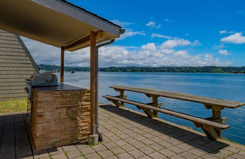 Historic Bayfront Apartment | 1-Bedroom King Suite with Balcony & Resort Views