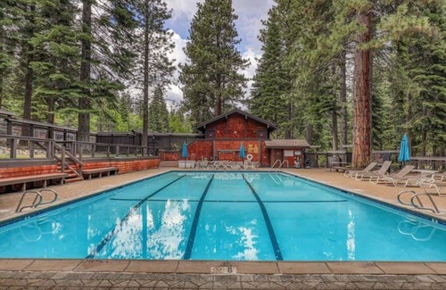 Tahoe City Condo | 1 Bedroom Lakefront at Chinquapin | Unit 156