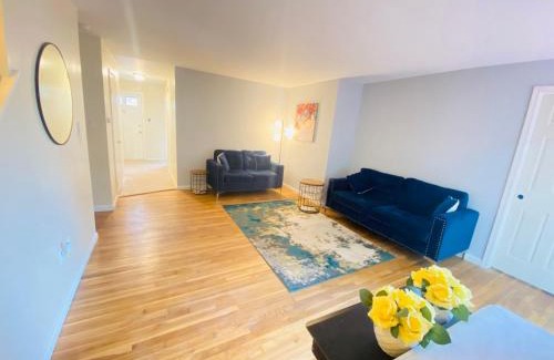 Laurel Bed & Breakfast | 1 bedroom terrace view with shared bathroom #3