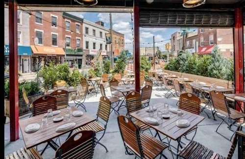 Melrose Apartment | 1 bedroom w/patio close to Wells Fargo arena