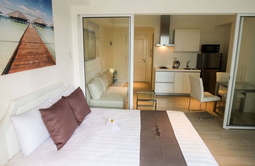 Don Bosco Apartment | 1-Bedroom with Beach View @ Maui 204