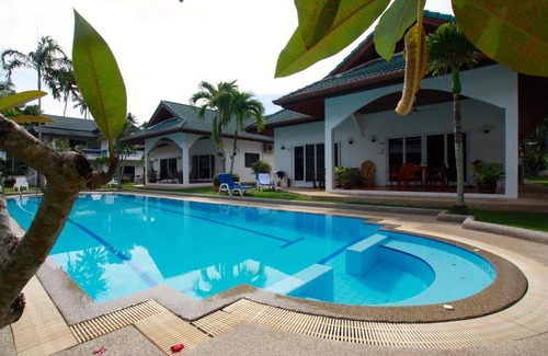Rawai House | 1 bedroom Yanui house near Yanui beach