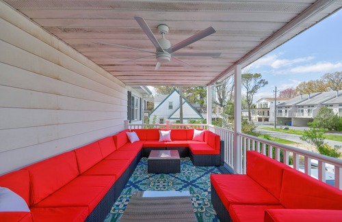Rehoboth by the Sea House | 1 Block to Beach, 2 Decks, 4 Parking Spaces! Sat to sat from July and August