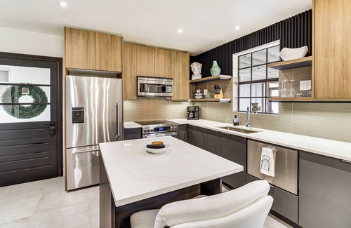 Indialantic House | 1 Block to Beach & Eats: Modern Indialantic Apt