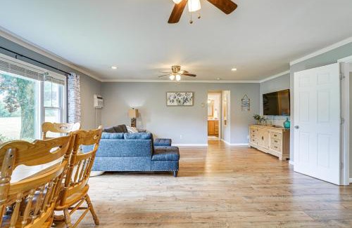 Lexington Apartment | 1 Block to Lake Huron Pet-Friendly Apt with Kayaks
