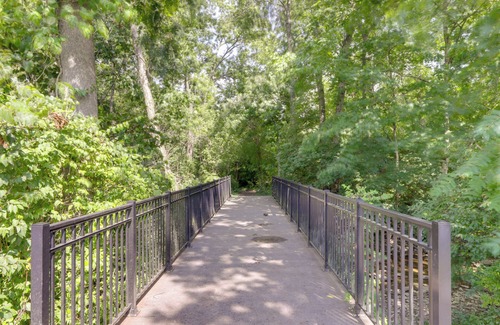 Loveland House | 1 Block to Loveland Bike Trail: 'The Frog Man Inn'