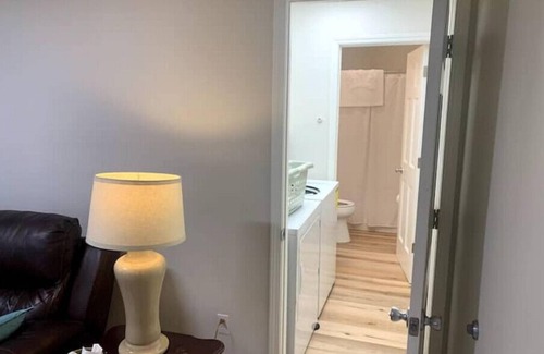 Sanford House | 1 BR Apartment near 15/501/1n