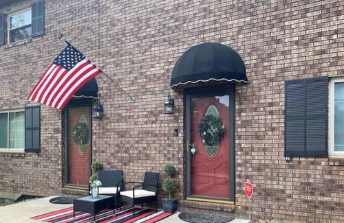 Aliquippa Apartment | 1 BR apartment w/W&D and patio